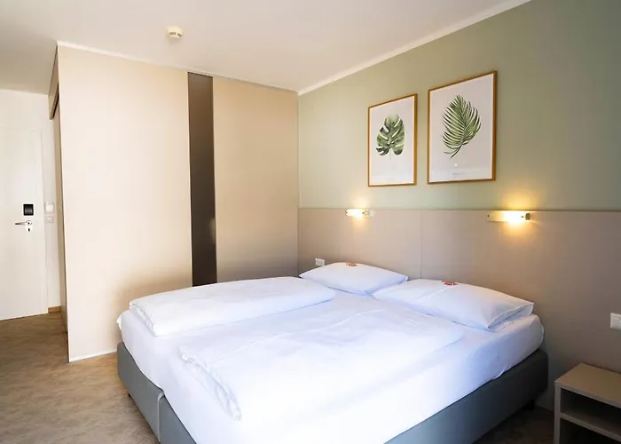 Μοτέλ Motel22 I Parking Inclusive I 33 C Or - Breakfast Is On Us! 2*