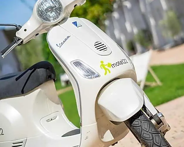 Μοτέλ Motel22 I Parking Inclusive I 33 C Or - Breakfast Is On Us!