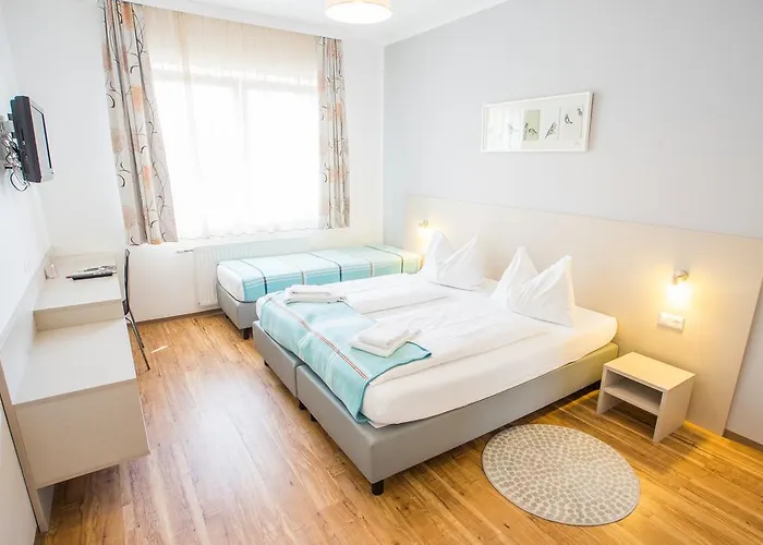 Μοτέλ Motel22 I Parking Inclusive I 33 C Or - Breakfast Is On Us! Βιέννη