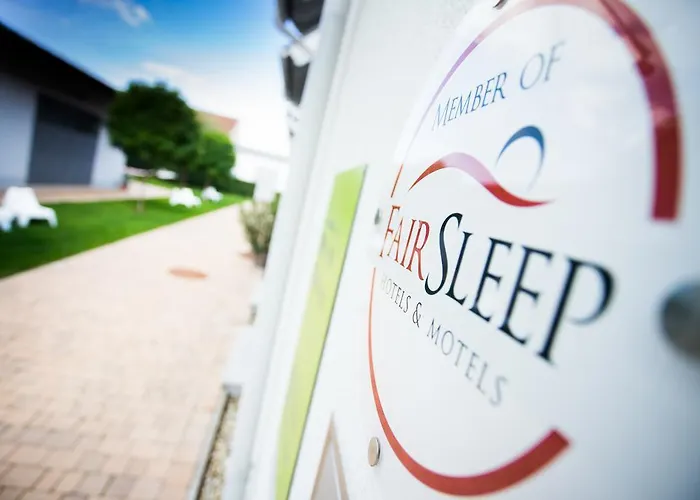 Motel22 I Parking Inclusive I 33 C Or - Breakfast Is On Us! 2* Βιέννη