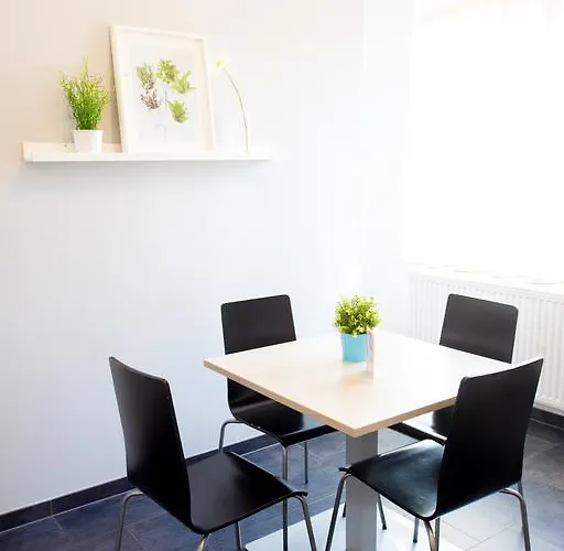 Motel22 I Parking Inclusive I 33 C Or - Breakfast Is On Us! Μοτέλ
