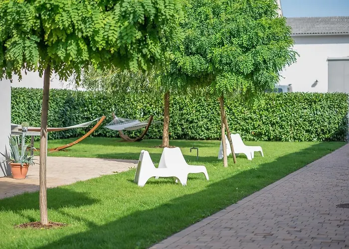 Motel22 I Parking Inclusive I 33 C Or - Breakfast Is On Us! Μοτέλ