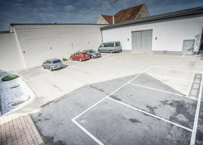 Μοτέλ Motel22 I Parking Inclusive I 33 C Or - Breakfast Is On Us!