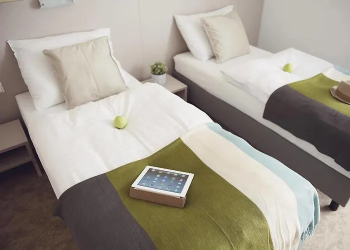 Μοτέλ Motel22 I Parking Inclusive I 33 C Or - Breakfast Is On Us! 2*